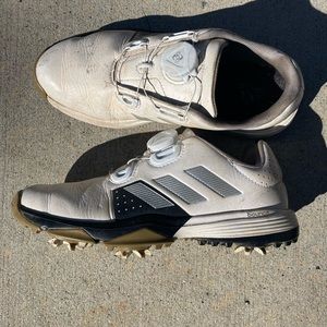Adidas Bounce golf shoes